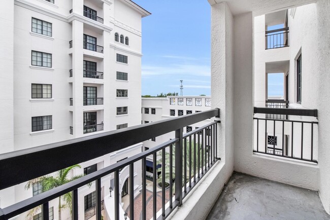 Photo - 233 S Federal Hwy Unit 604