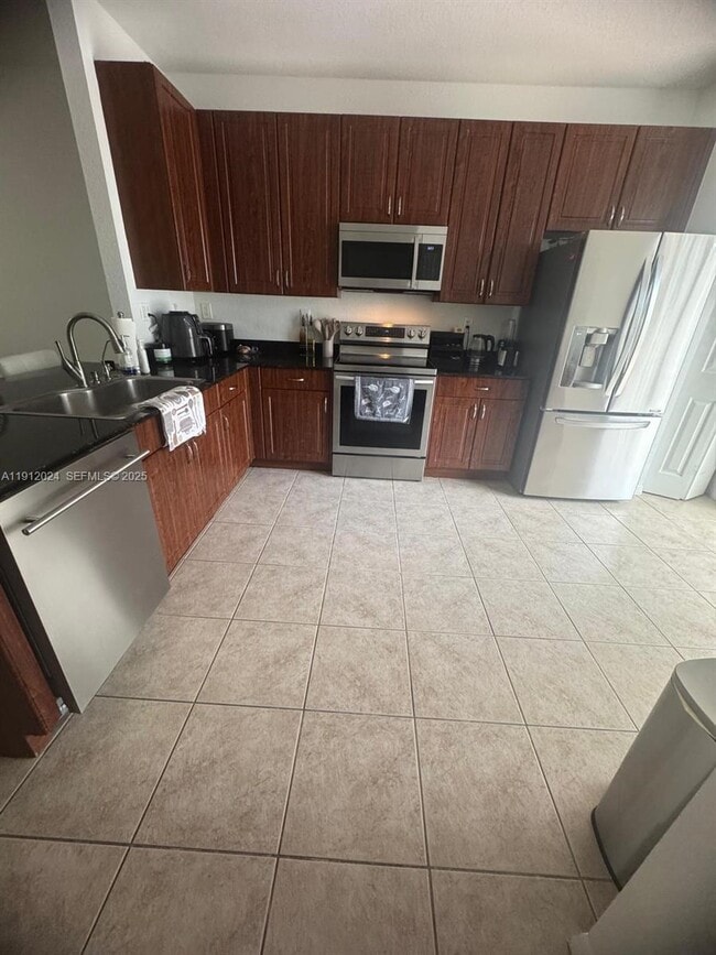 Photo - 14934 SW 41st Ln