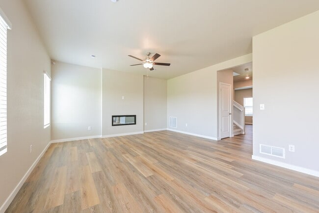 Photo - 2190 Christina St