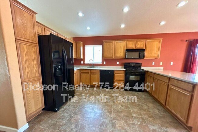 Photo - 17630 White Tail Ct