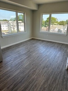 Living Room Unit 17 - 135 - 153 Waterman Ave