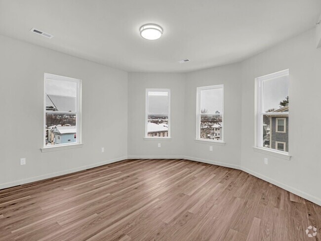 Building Photo - 12 Alpine St Unit 2 Rental