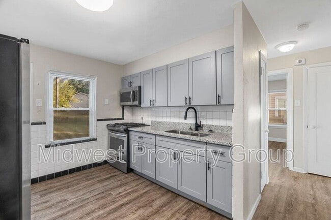 Photo - 216 Graham Rd