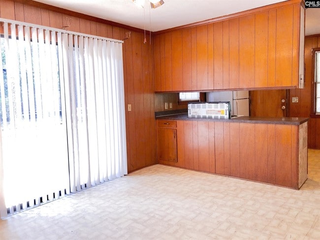 Photo - 225 Stirlington Rd