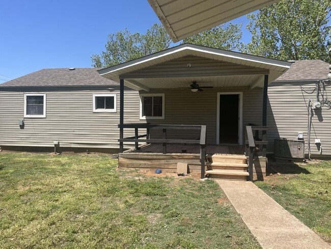 Photo - 3319 Sherwood Ln