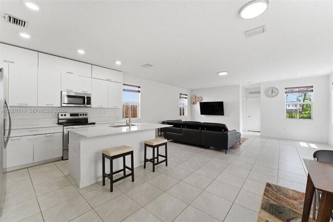 Photo - 2284 NW 130th St