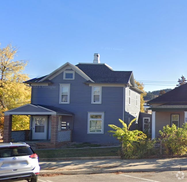 Building Photo - 700 N 5th St Unit 724 5th Street Rental