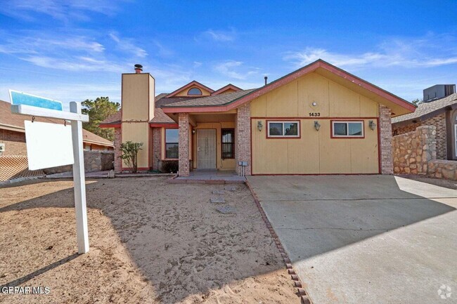 Building Photo - 1433 Sierra De Oro Dr Rental