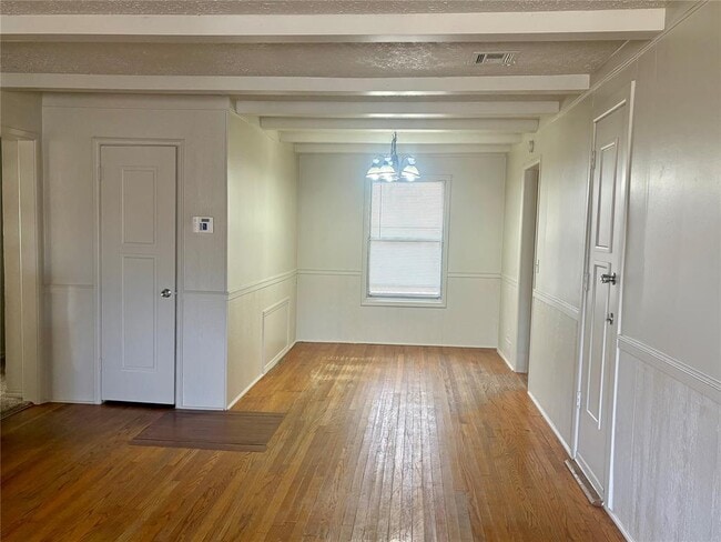 Photo - 4913 N Independence Ave