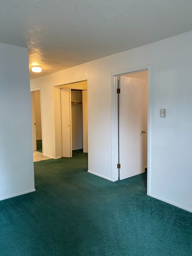 Photo - 2 bedroom, 1 bath condo in Park Place