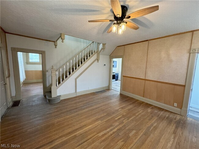 Photo - 426 E Main St