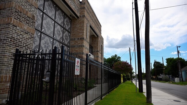 Photo - 1606 El Paso St Unit 1202