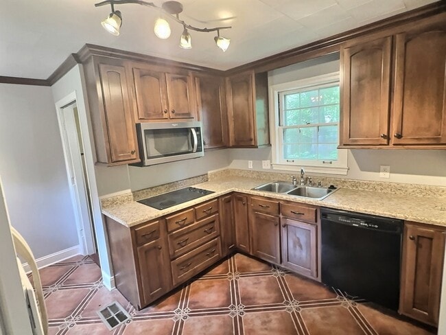 Photo - 3766 Friar Tuck Rd