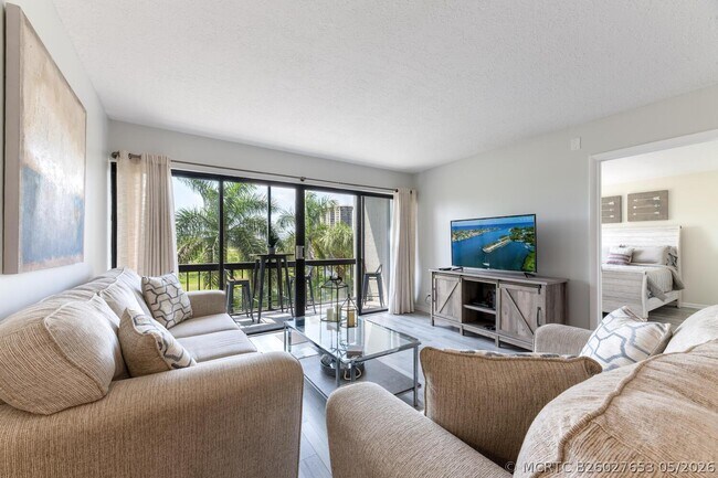Photo - 3050 Presidential Way Unit 305