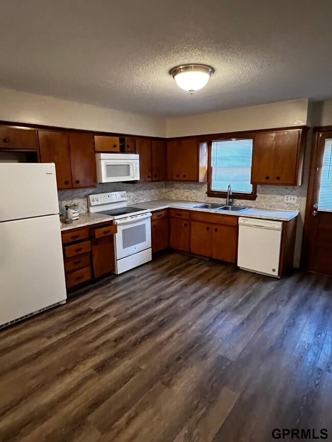 Photo - 13224 Montclair Dr