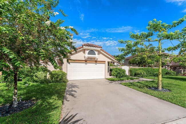 Photo - 559 NW 38th Terrace