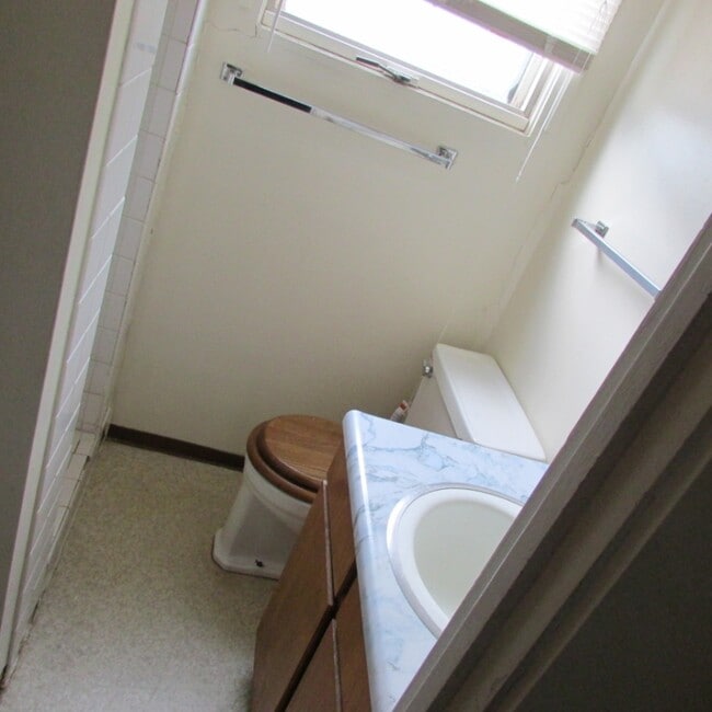 Photo - 1120 10th Ave NW