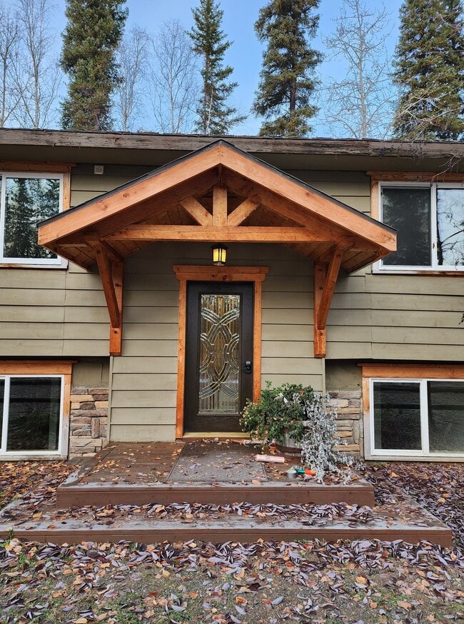 Building Photo - 401 E 8th Ave Unit 3