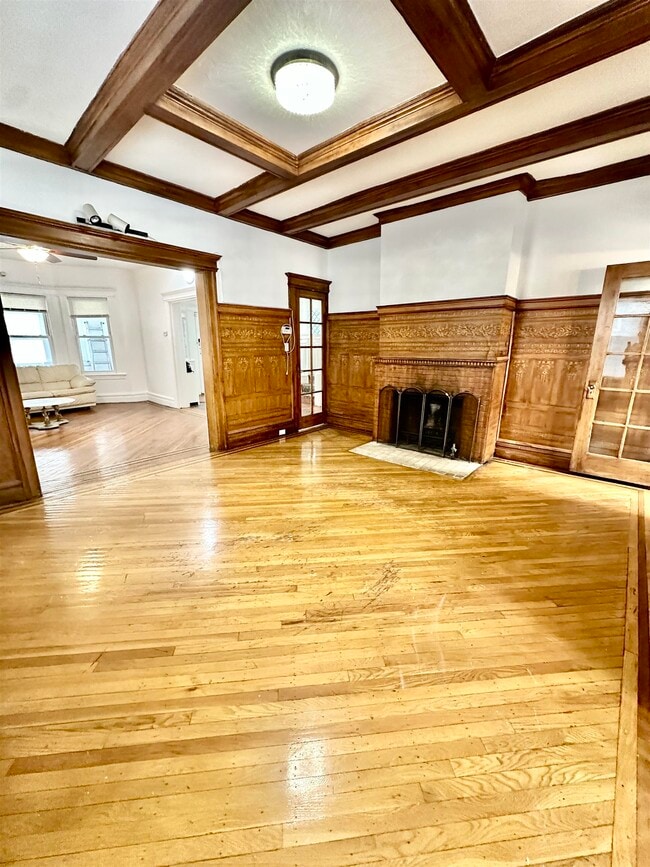 Photo - 163 Jewett Ave