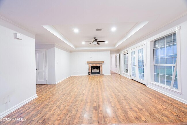 Photo - 213 Longleaf Dr