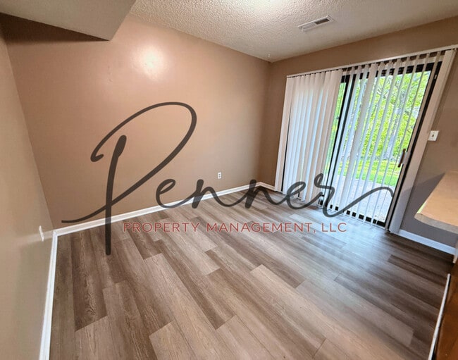 Photo - 3611 SW McDanial Ave
