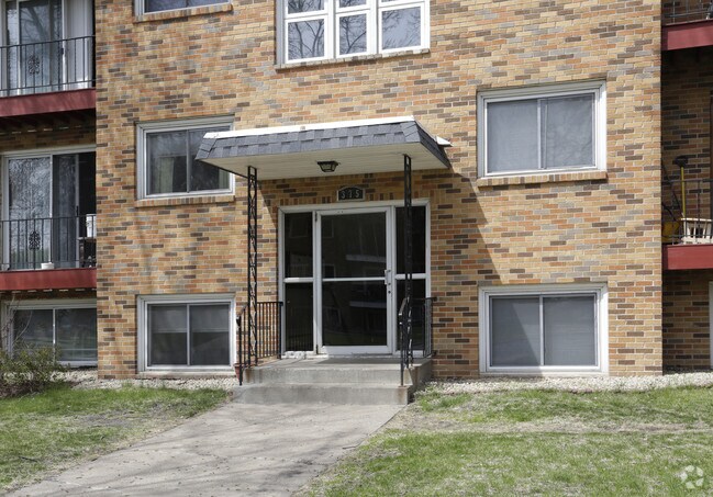 Terrace Manor Apartments For Rent in Spring Lake Park, MN