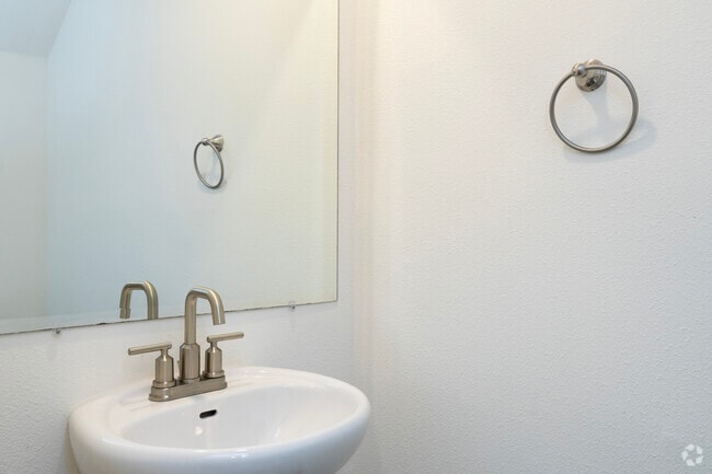 Pearson A - 1,463SF - Half Bath