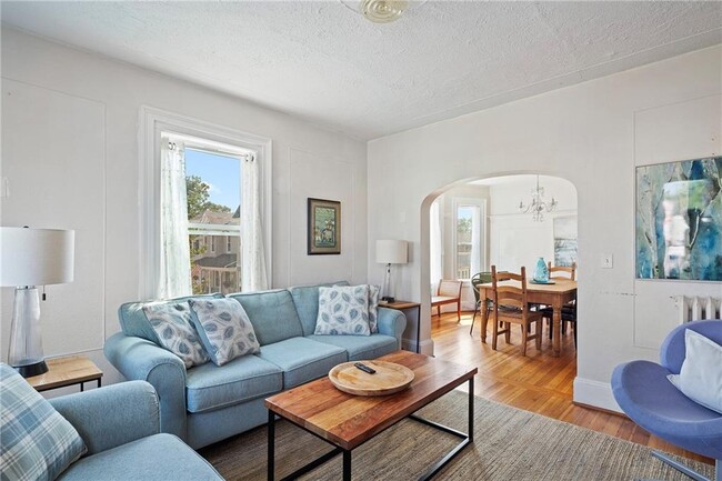 Photo - 7 Carroll Ave Apartment Unit 2