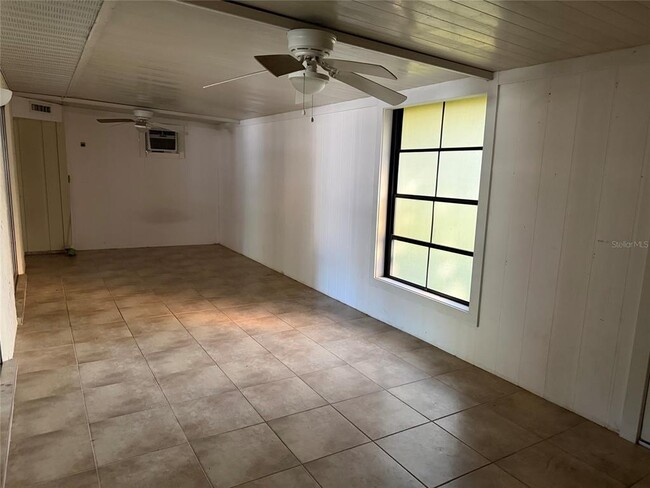 Photo - 4805 Landover Cir