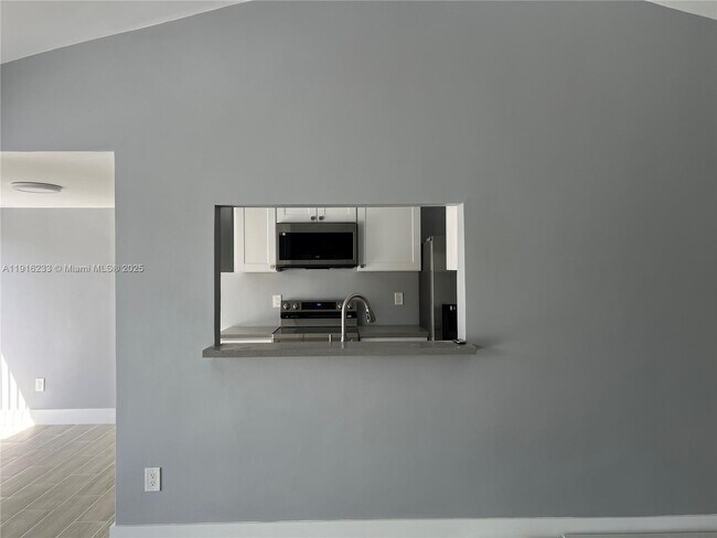 Photo - 12250 SW 113th Ln