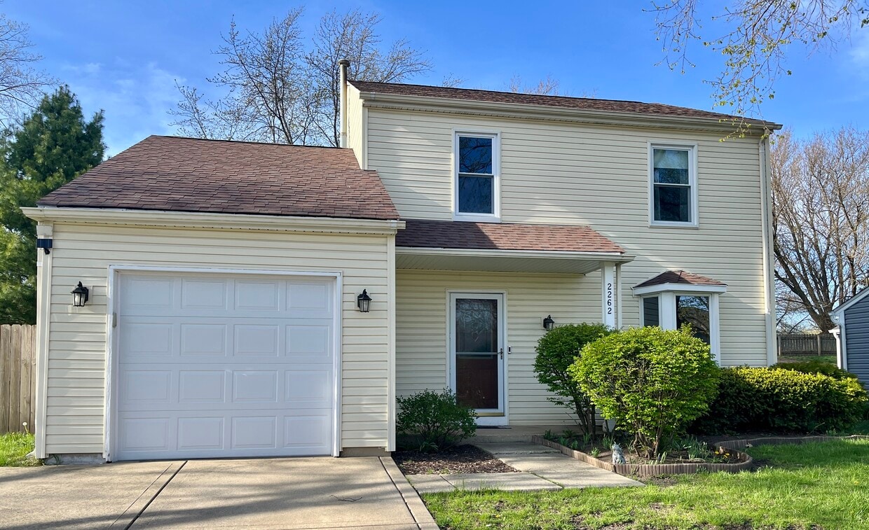 Photo - 2262 Highfield Ln (Aurora, IL)