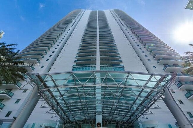 Photo - 1331 Brickell Bay Dr Unit 501