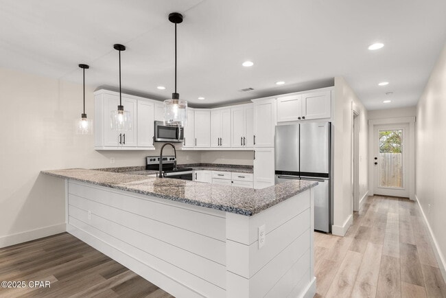 Building Photo - 2614 Cypress St