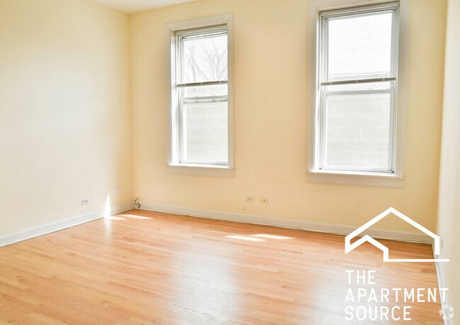 Building Photo - 2320 N Southport Ave Unit 1 Rental