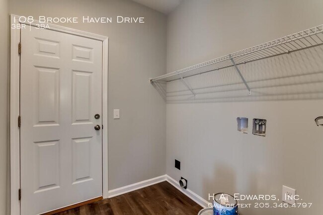 Photo - 108 Brookhaven Dr