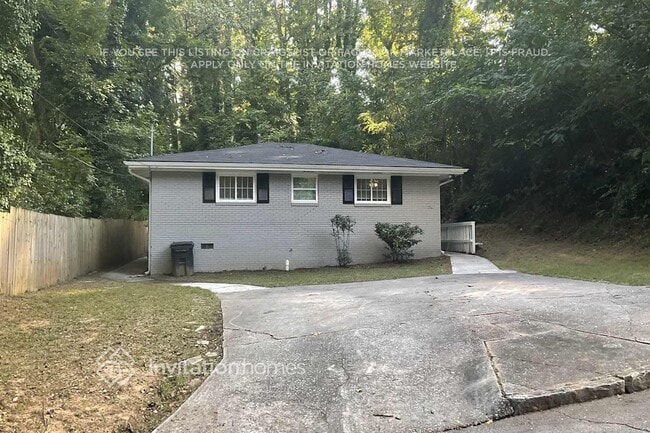 Building Photo - 992 Washington Rd Rental