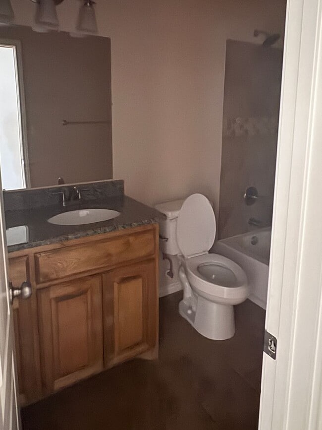 Photo - Step into comfort and modern convenience with this charming 3-bedroom, 2-bathroom home in Sherman...