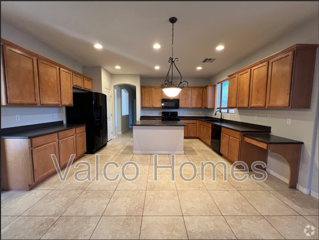 Building Photo - 1305 E Nightingale Ln Rental