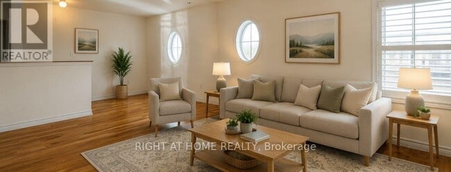 Photo - 32 Aspen Hills Rd
