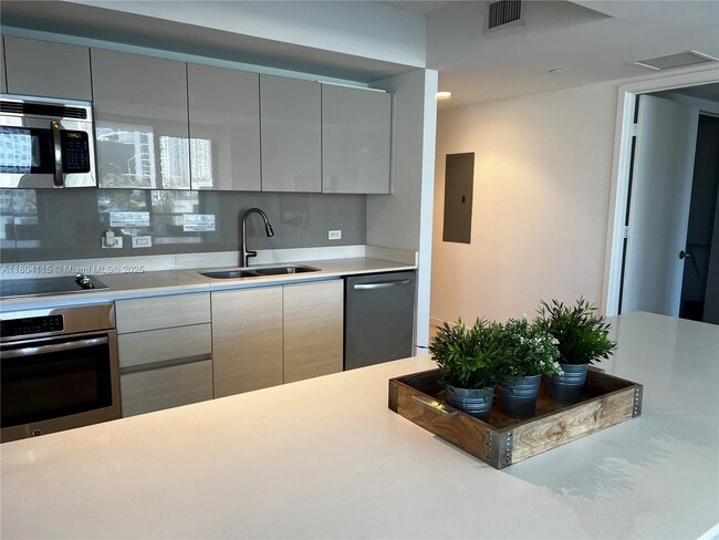 Photo - 2600 E Hallandale Beach Blvd Unit T401