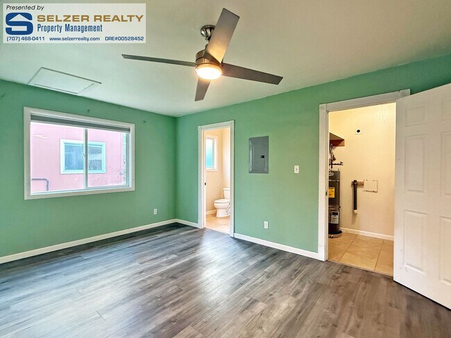 Photo - 1521-1523 Talmage Ct Unit 1523