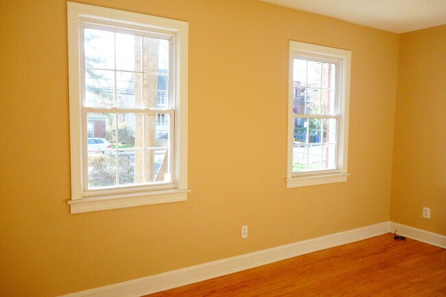 Photo - 8413 Flower Ave Unit 1