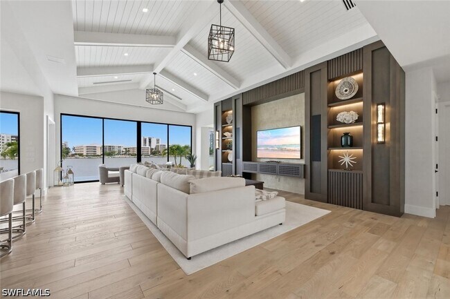 Photo - 200 Bahia Point