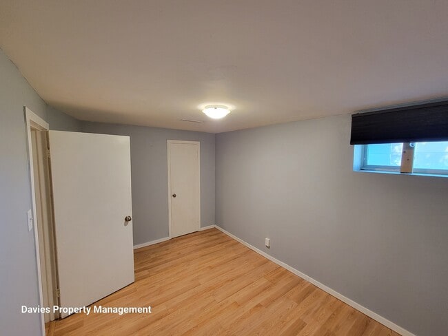 Photo - 9620-9675 75 Street NW