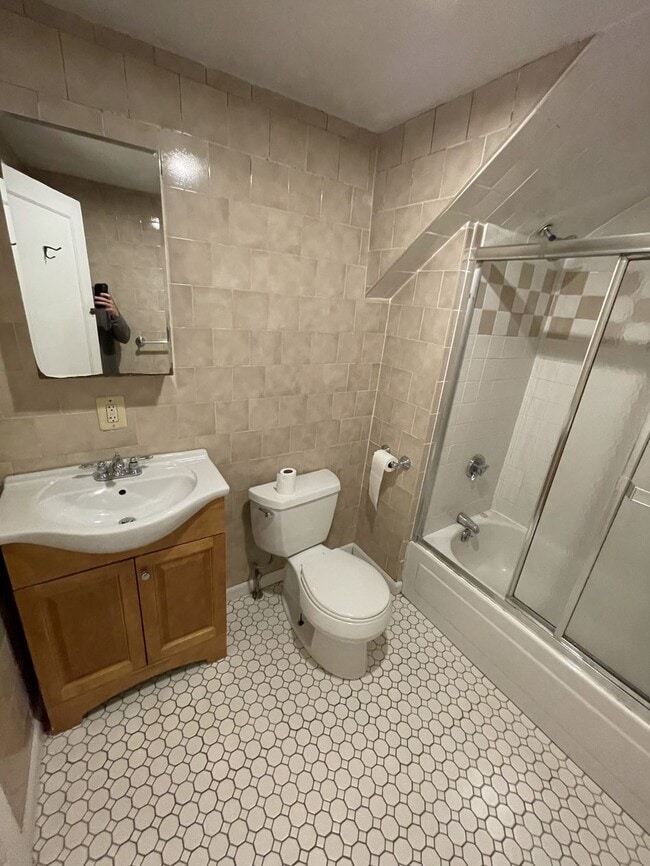 339-343 Thayer St