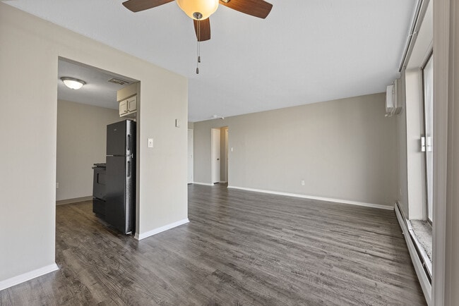 Photo - Lakeland Commons