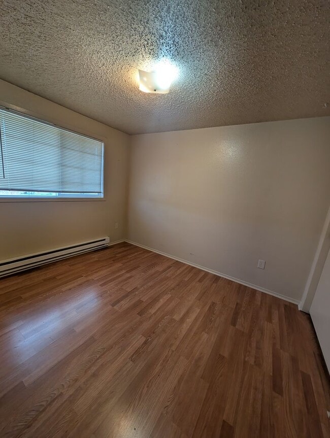 Photo - Dabney-PM-026-0274 Unit 3843 Anderson Ave