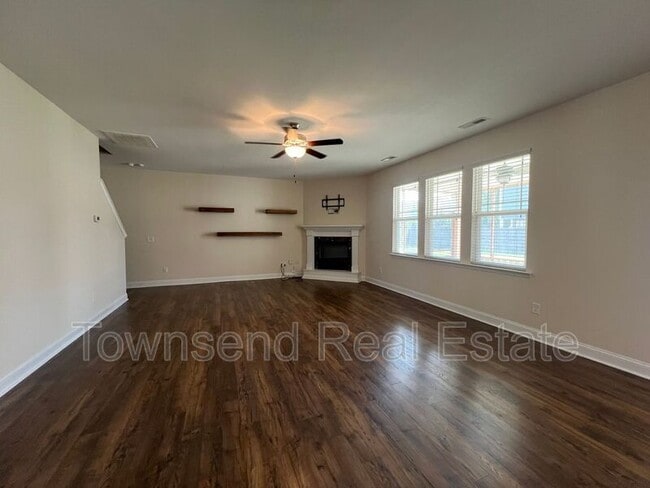 Photo - 4411 Low Oak Ct