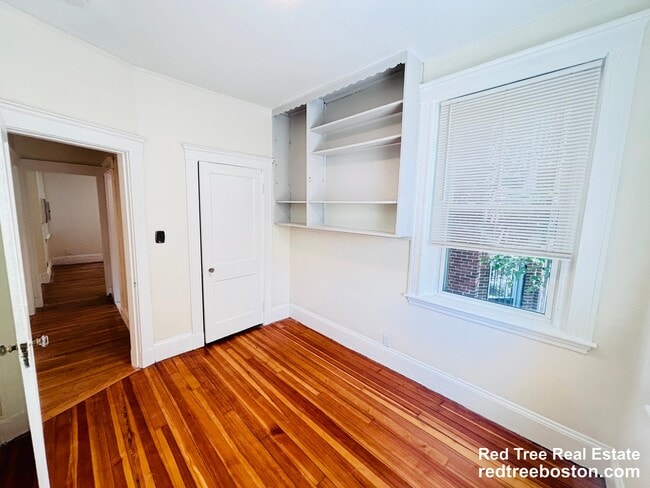 Photo - 1725 Commonwealth Ave Unit 2