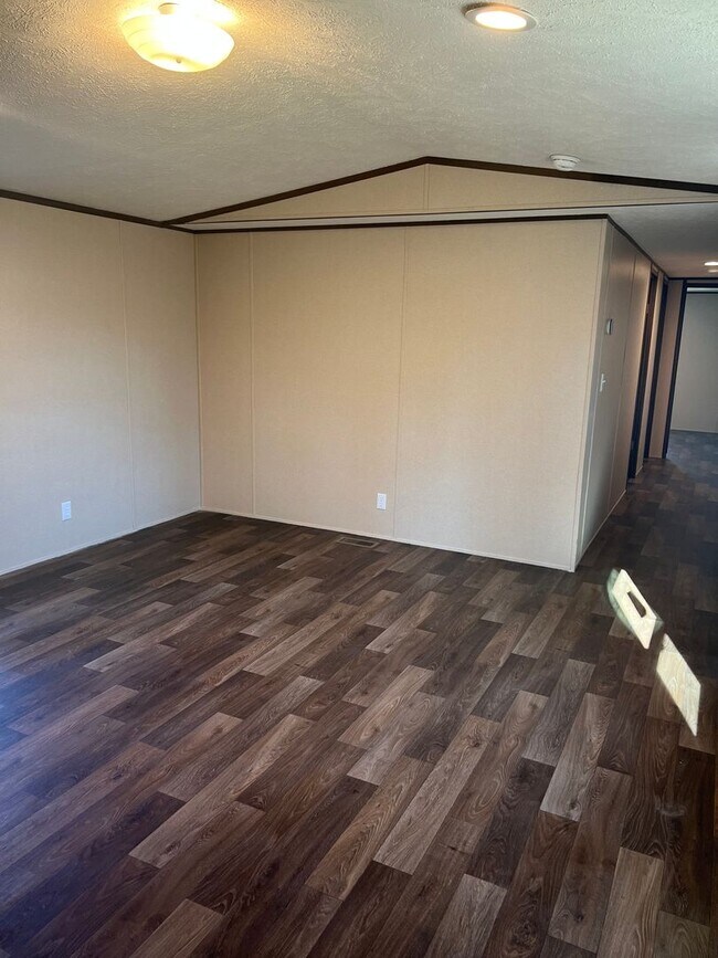 Photo - AVAILABLE NOW & SUPER close to Downtown Aynor!